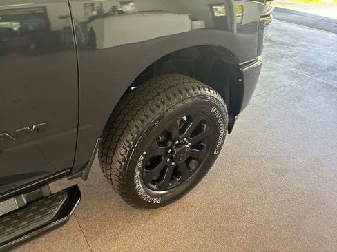 Used 2025 RAM 2500 Big Horn AWD/4WD image 31