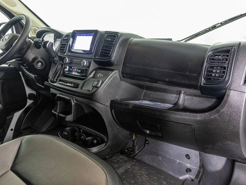 Used 2025 RAM ProMaster 2500 w/ Convenience Group FWD image 35