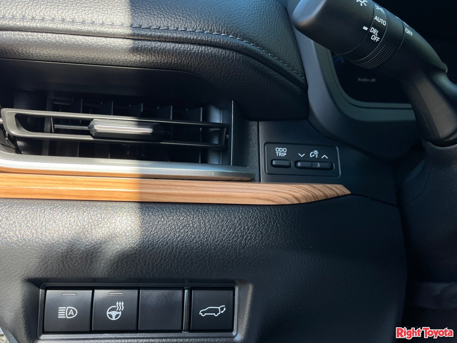 Certified 2025 Toyota Grand Highlander AWD image 34