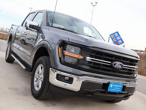 New 2025 Ford F150 XLT w/ Equipment Group 302A MID image 6