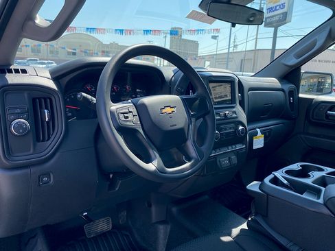 New 2026 Chevrolet Silverado 1500 W/T w/ Trailering Package RWD image 18