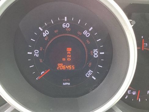 Used 2011 Toyota 4Runner Limited AWD/4WD image 11