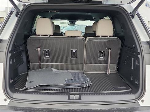 New 2026 GMC Acadia Elevation w/ Elevation Premium Package image 6