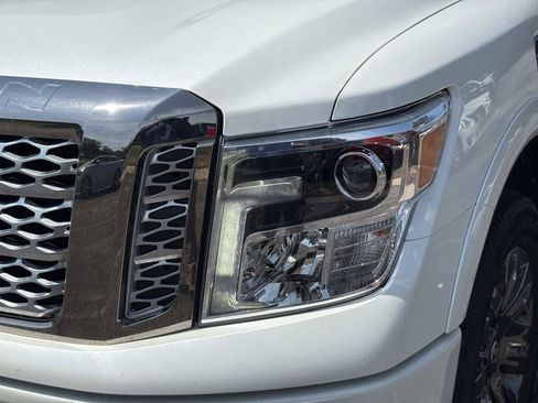 Used 2017 Nissan Titan Platinum Reserve AWD/4WD image 12