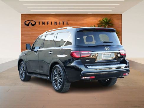 Certified 2023 INFINITI QX80 Premium Select w/ Cargo Package image 5