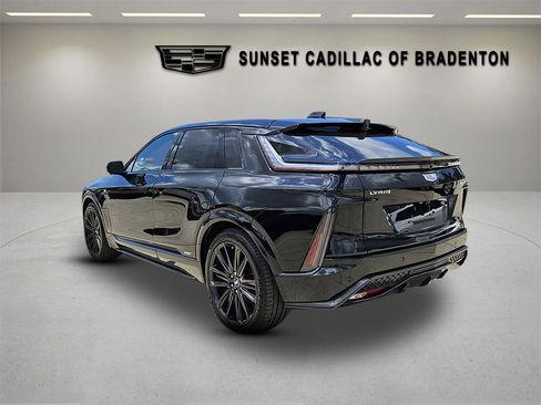 New 2026 Cadillac Lyriq V w/ Exterior Carbon Fiber Package image 5