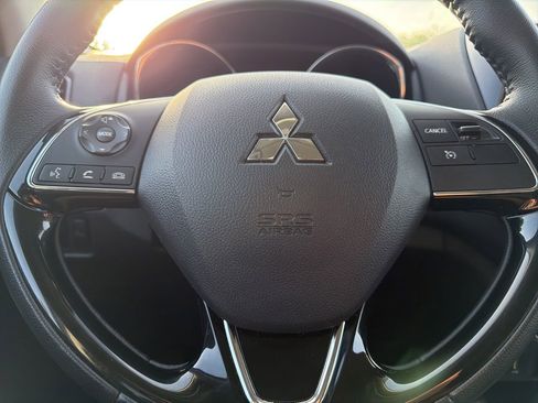 Used 2025 Mitsubishi Outlander Sport SE AWD/4WD image 10