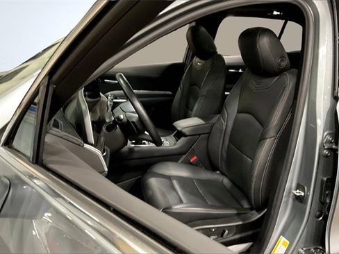 Used 2024 Cadillac XT4 Premium Luxury image 24