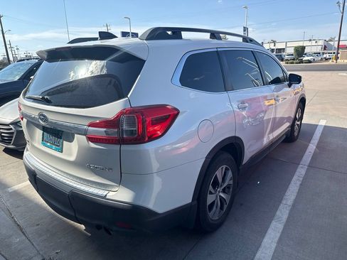 Used 2020 Subaru Ascent Premium w/ Convenience Package AWD/4WD image 11