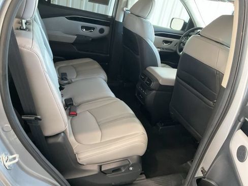 Certified 2025 Honda Pilot EX-L image 23