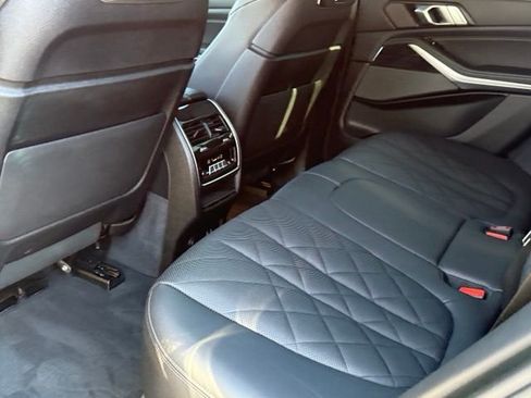 Used 2025 BMW X5 xDrive40i w/ M Sport Package AWD/4WD image 25