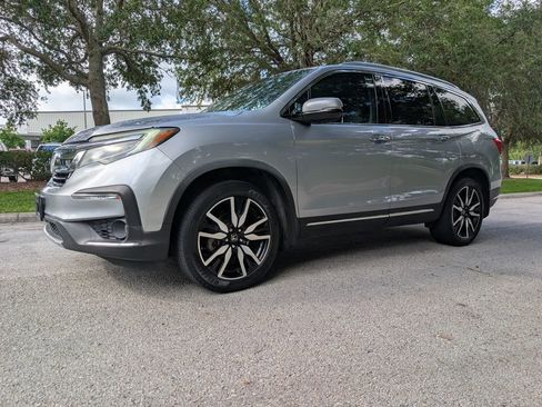 Used 2019 Honda Pilot Elite image 3