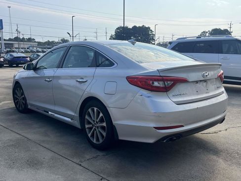 Used 2017 Hyundai Sonata Limited w/ Tech Package 03 FWD image 4