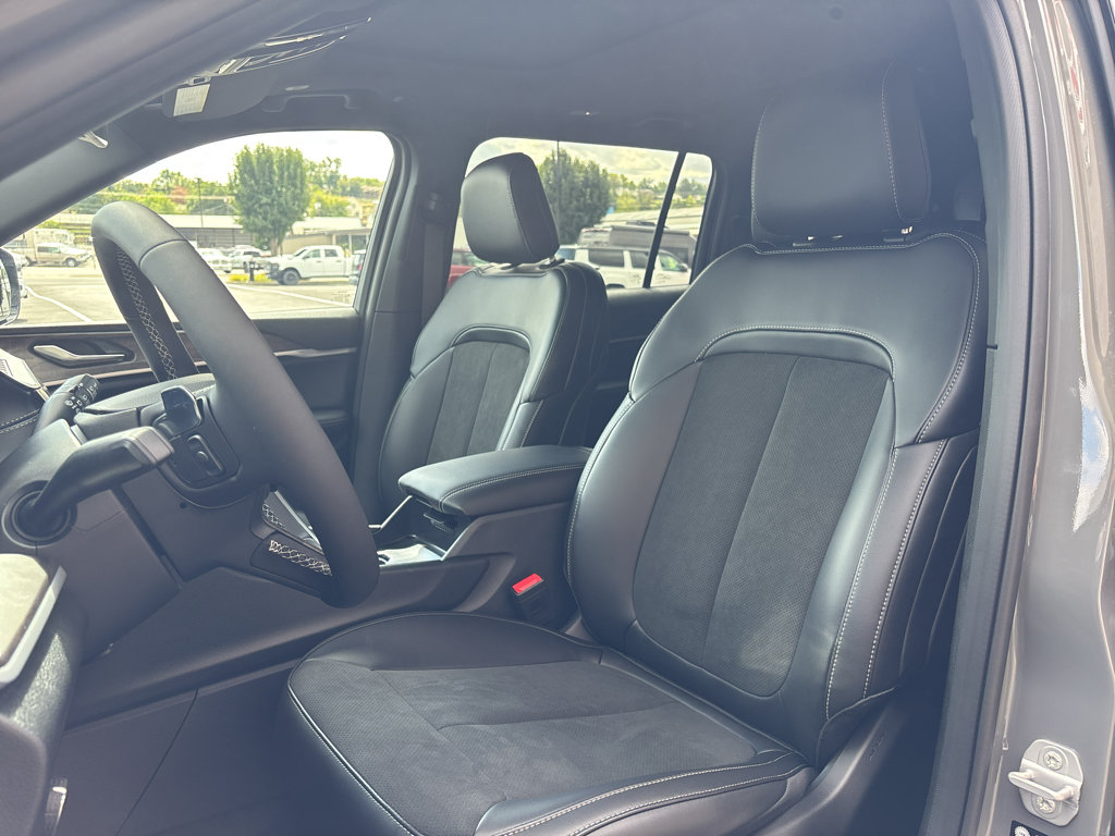 New 2027 Jeep Grand Cherokee L 4WD image 11