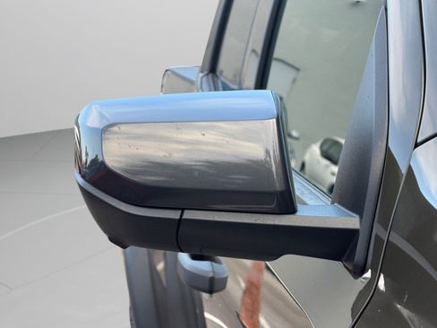 Used 2025 Chevrolet Colorado Trail Boss AWD/4WD image 49