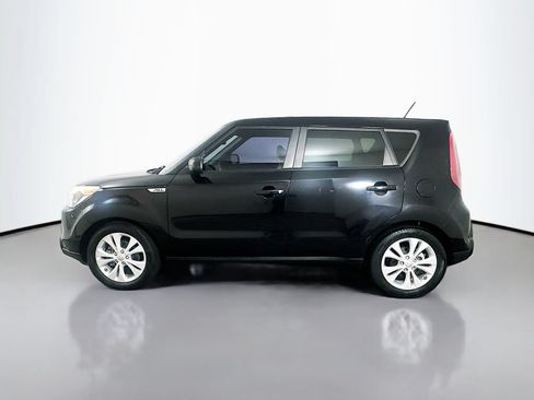 Used 2015 Kia Soul + FWD image 8