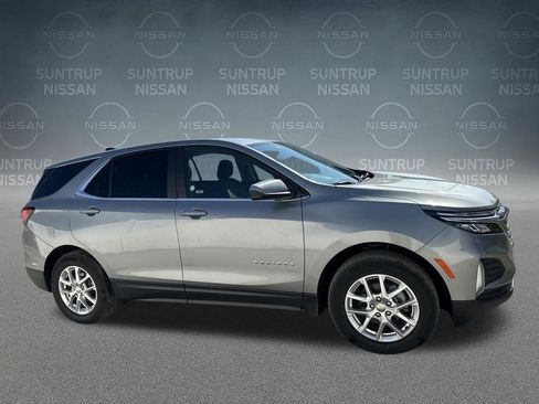 Used 2024 Chevrolet Equinox LT FWD image 38