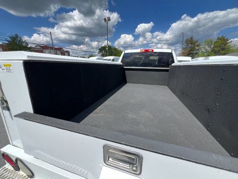 Used 2017 RAM 2500 Tradesman w/ Power & Remote Entry Group RWD image 21