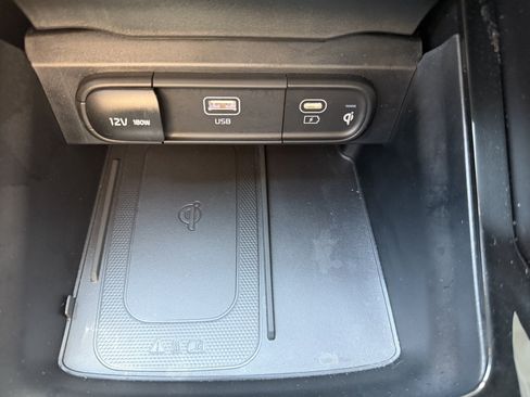 Used 2025 Kia Telluride S FWD image 24