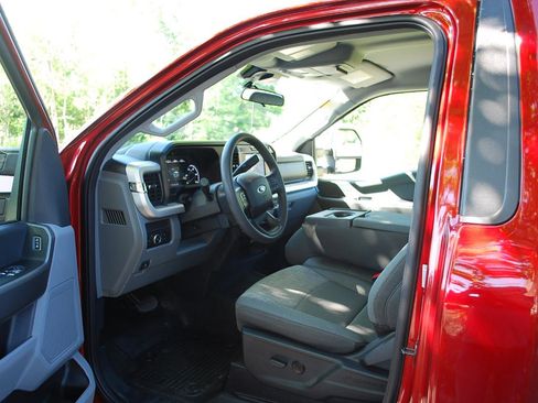 Used 2025 Ford F350 XLT w/ Snow Plow Prep Package AWD/4WD image 7