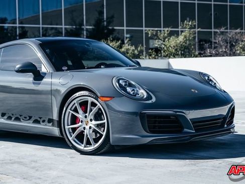 Used 2017 Porsche 911 Carrera image 40