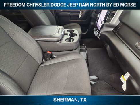 Used 2025 RAM 2500 Big Horn AWD/4WD image 9