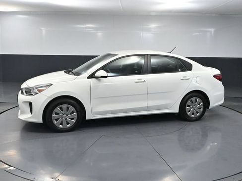Used 2018 Kia Rio S FWD image 10