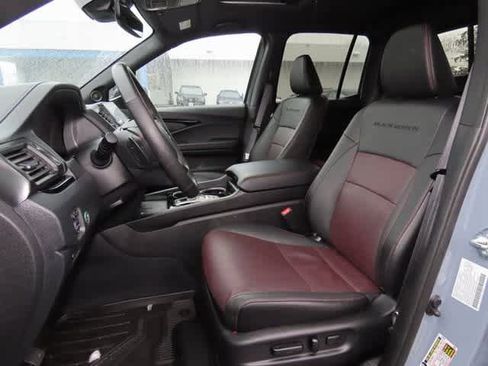 Used 2024 Honda Ridgeline Black Edition image 13