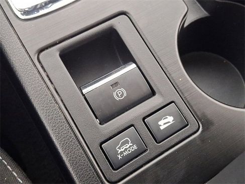 Used 2018 Subaru Outback 2.5i Premium image 24