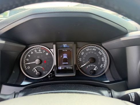 Used 2023 Toyota Tacoma TRD Off-Road AWD/4WD image 14