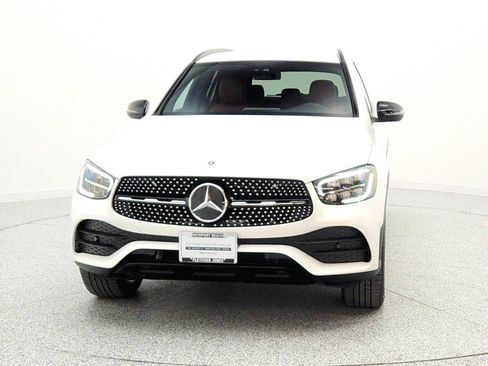 Used 2022 Mercedes-Benz GLC 300 image 2