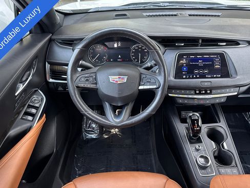 Used 2023 Cadillac XT4 Sport FWD image 14