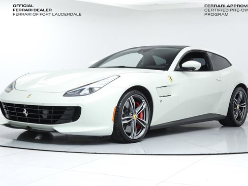 Certified 2020 Ferrari GTC4Lusso image 1