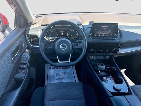 Used 2021 Nissan Rogue SV AWD/4WD image 28