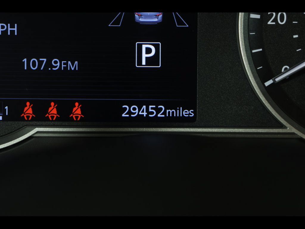 Used 2025 Nissan Versa SV FWD image 23