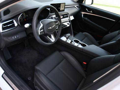 Used 2026 Genesis G70 2.5T RWD image 27