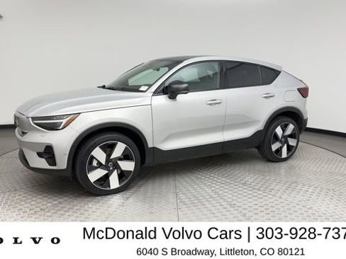 Certified 2023 Volvo C40 P8 Recharge Ultimate w/ Protection Package Premier AWD/4WD image 6