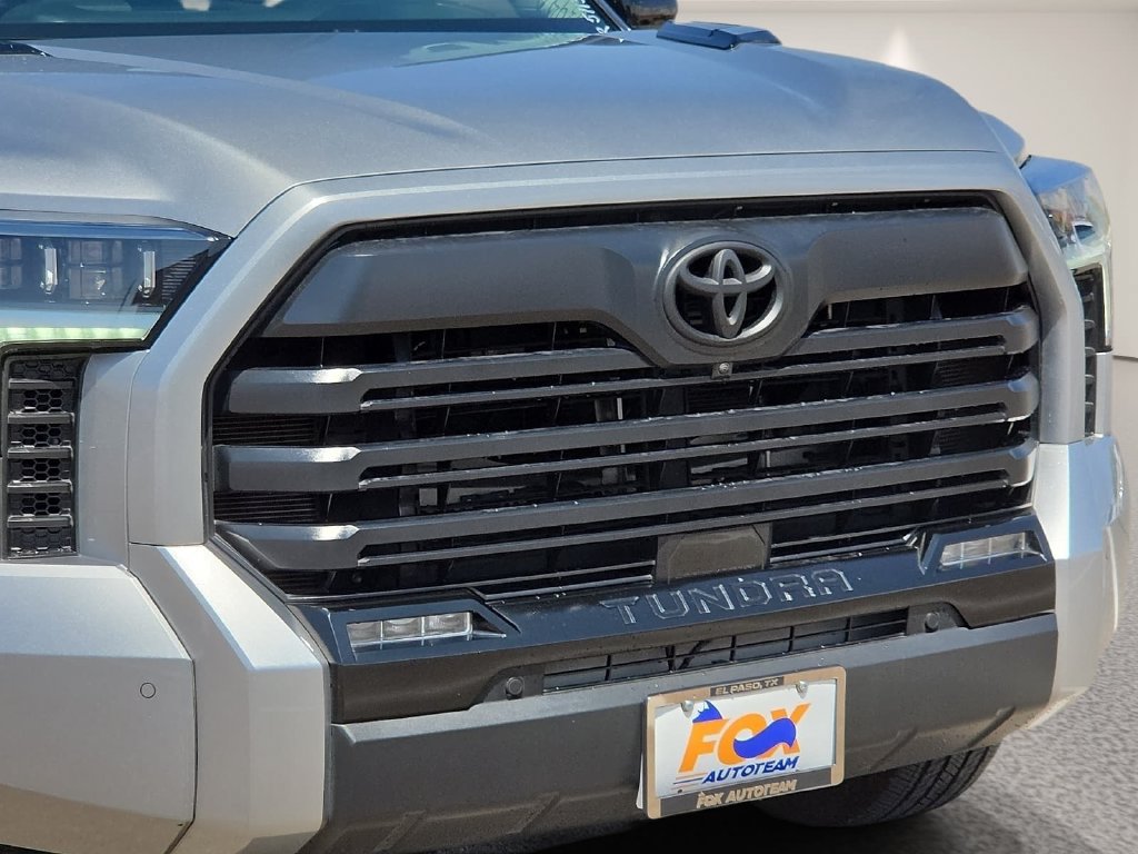Used 2024 Toyota Tundra Limited AWD/4WD image 7
