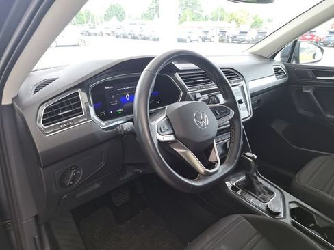 Used 2022 Volkswagen Tiguan S AWD/4WD image 7