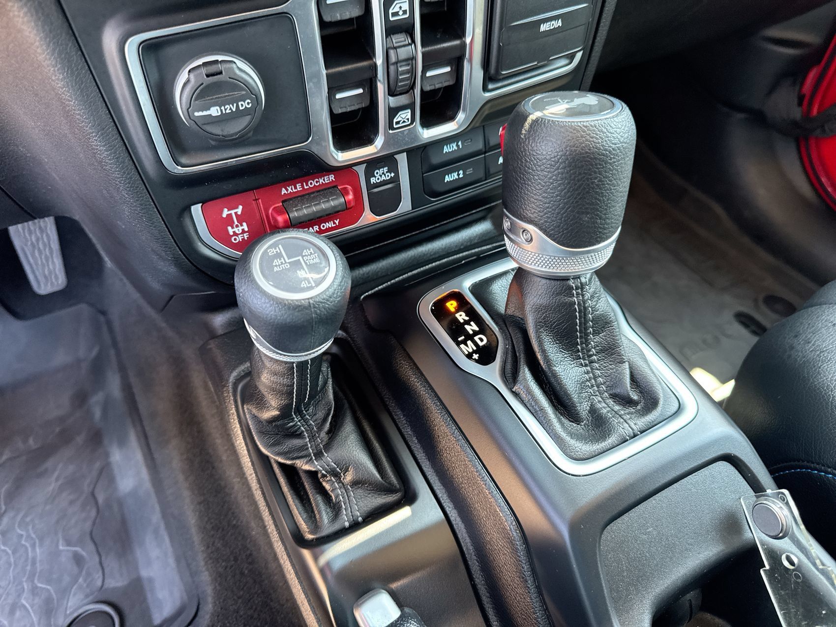Used 2025 Jeep Wrangler Unlimited Sport S 4xe AWD/4WD image 18