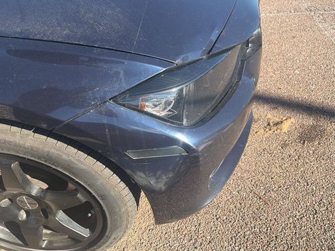 Used 2015 BMW 320i xDrive 320i xDrive image 3