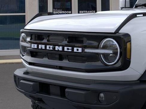New 2025 Ford Bronco Outer Banks w/ Sasquatch Package image 20