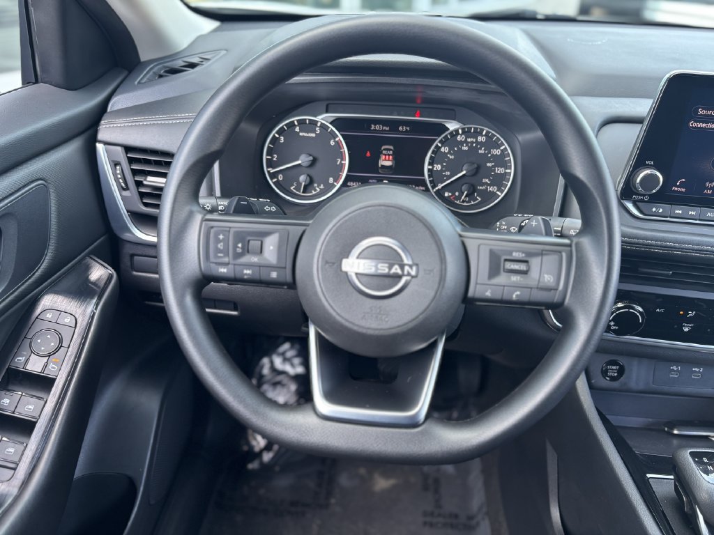 Used 2024 Nissan Rogue S AWD/4WD image 13