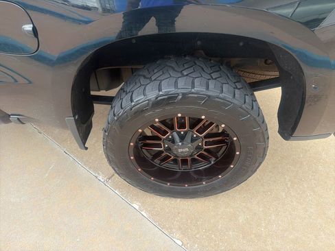 Used 2020 Chevrolet Silverado 1500 LTZ w/ LTZ Texas Edition AWD/4WD image 33