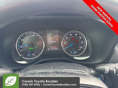 Used 2022 Toyota RAV4 XLE w/ Convenience Package AWD/4WD image 10