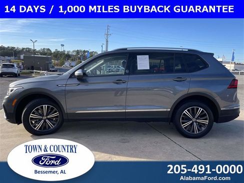 Used 2024 Volkswagen Tiguan Wolfsburg Edition image 6