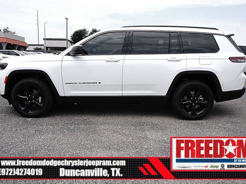 New 2026 Jeep Grand Cherokee L Limited w/ Limited Altitude Package AWD/4WD image 2
