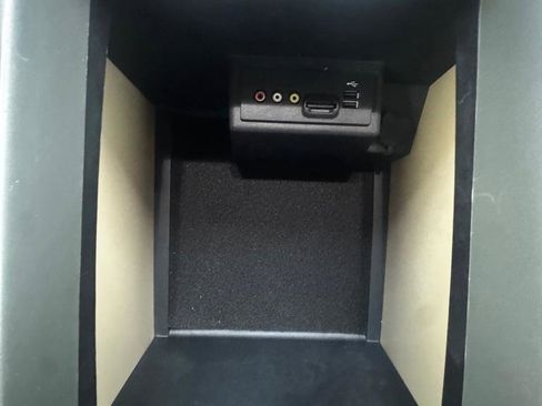 Used 2013 Ford F150 King Ranch w/ King Ranch Luxury Pkg image 24