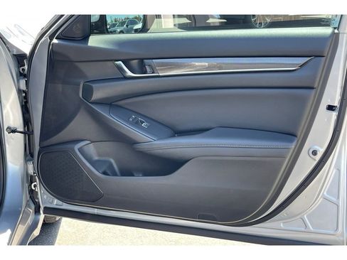 Used 2020 Honda Accord Sport image 20