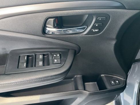 Certified 2022 Honda Pilot Special Edition image 6